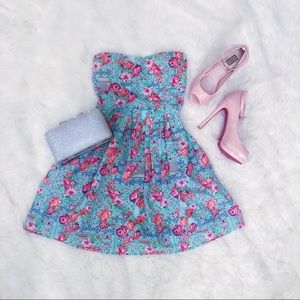 Gorgeous Floral Strapless Dress 💐👗